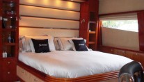 SHADOW - Master Cabin
